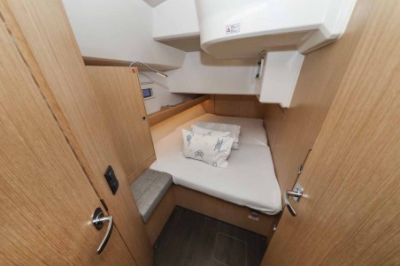 Bavaria Yachtbau Bavaria Cruiser 46 Style - 4 cab. Studio 963