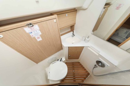 Bavaria Yachtbau Bavaria Cruiser 46 Style - 4 cab. Studio 963