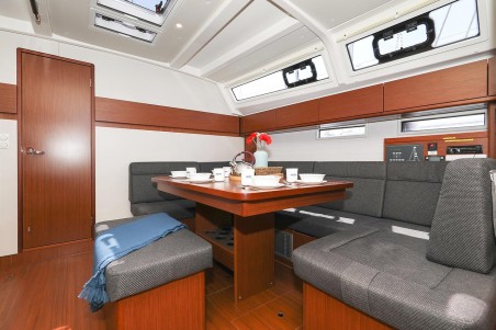 Bavaria Yachtbau Bavaria Cruiser 46 Style - 4 cab. Sunshine