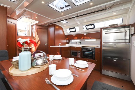 Bavaria Yachtbau Bavaria Cruiser 46 Style - 4 cab. Sunshine