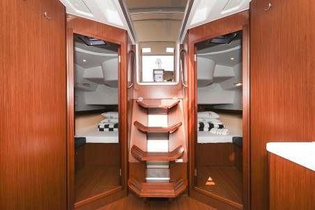 Bavaria Yachtbau Bavaria Cruiser 46 Style - 4 cab. Sunshine