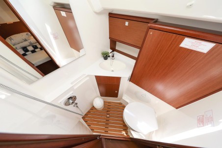 Bavaria Yachtbau Bavaria Cruiser 46 Style - 4 cab. Sunshine