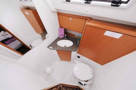 Bavaria Cruiser 51 | Yacht Charter Spain | Travelboat