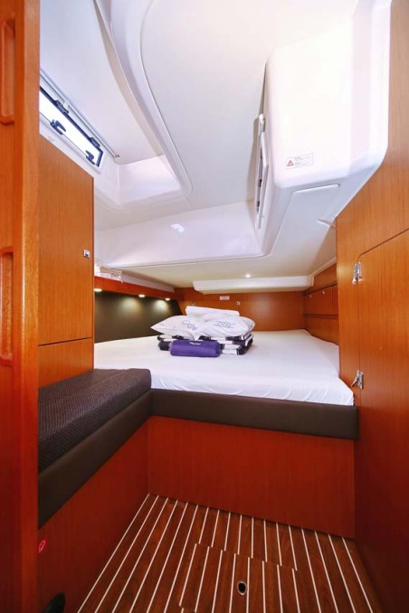 Bavaria Yachtbau Bavaria Cruiser 56 - 5 + 1 cab. El Karinjo