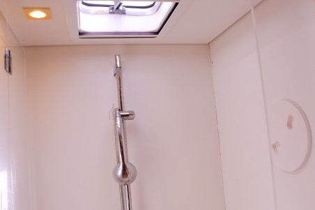 Lagoon-Bénéteau Lagoon 450 F - 4 + 2 cab. Moët