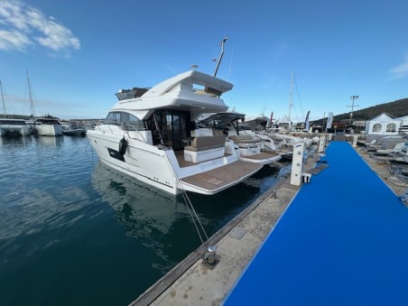 Bavaria Yachtbau Bavaria Virtess 420 Fly Lana