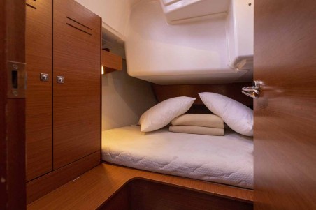 Dufour 360 GL | Yacht Charter Italy | Travelboat