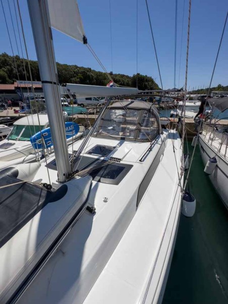 Dufour 37 | Yacht Charter Croatia | Travelboat