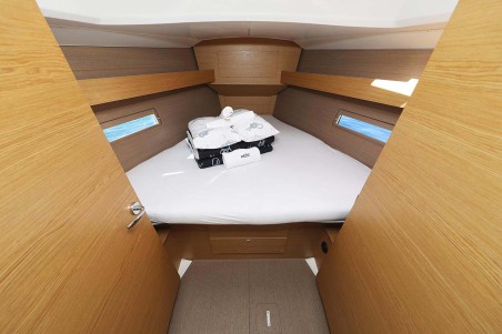 Dufour 382 GL | Yacht Charter Croatia | Travelboat