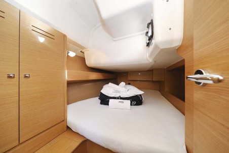 Dufour 382 GL | Yacht Charter Croatia | Travelboat