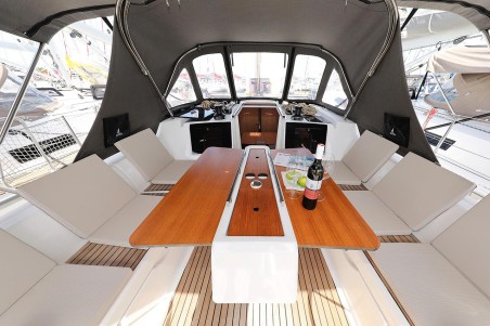 Dufour 382 GL | Yacht Charter Croatia | Travelboat