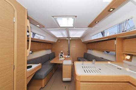 Dufour 382 GL | Yacht Charter Croatia | Travelboat