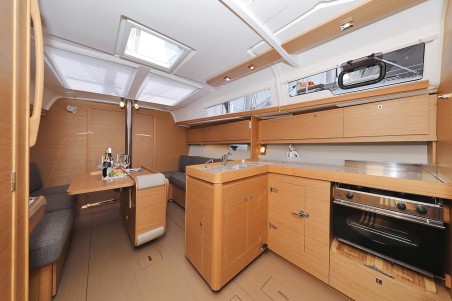 Dufour 382 GL | Yacht Charter Croatia | Travelboat