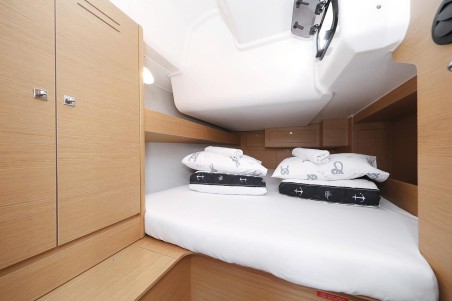 Dufour 382 GL | Yacht Charter Croatia | Travelboat