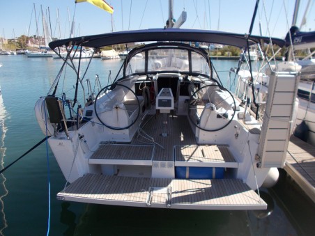 Dufour 382 GL | Yacht Charter Italy | Travelboat