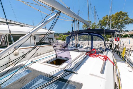 Dufour 382 GL | Yacht Charter Greece | Travelboat