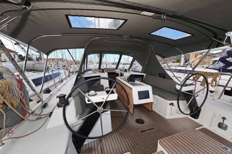 Dufour 390 | Yacht Charter Croatia | Travelboat