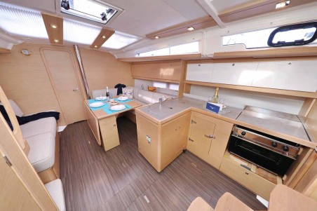 Dufour 390 | Yacht Charter Croatia | Travelboat