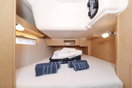 Dufour 390 | Yacht Charter Croatia | Travelboat