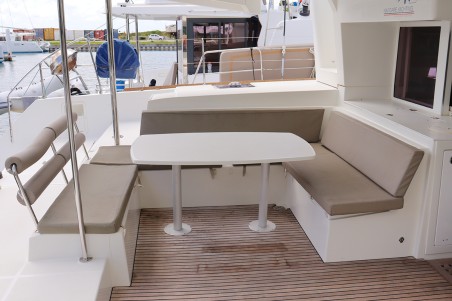 Lagoon-Bénéteau Lagoon 450 F - 4 + 2 cab. Tramontane