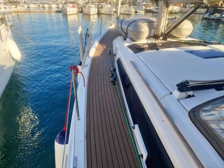 Dufour 430 | Yacht Charter Croatia | Travelboat