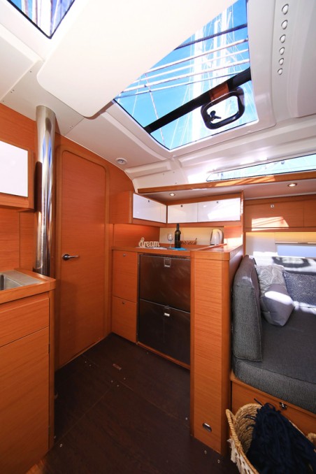 Dufour 430 | Yacht Charter Croatia | Travelboat