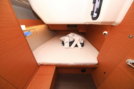 Dufour 430 | Yacht Charter Croatia | Travelboat