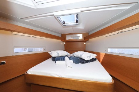 Dufour Yachts Dufour 430 Lucia 1