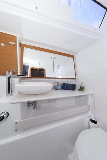 Dufour Yachts Dufour 430 Lucia 1