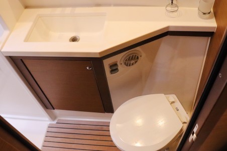 Lagoon-Bénéteau Lagoon 450 F - 4 + 2 cab. Tramontane