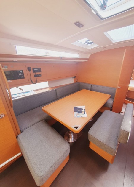 Dufour 470 | Yacht Charter Croatia | Travelboat