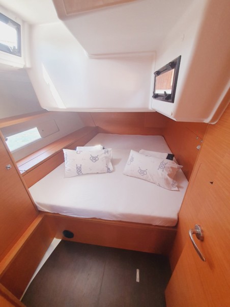 Dufour 470 | Yacht Charter Croatia | Travelboat