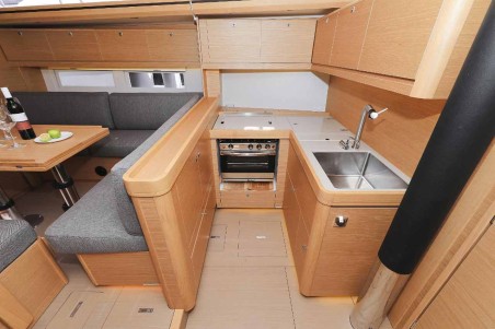 Dufour Yachts Dufour 520 GL Luna 77