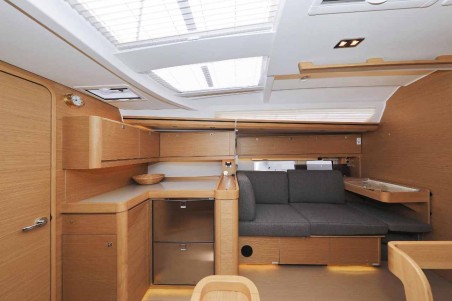 Dufour Yachts Dufour 520 GL Luna 77