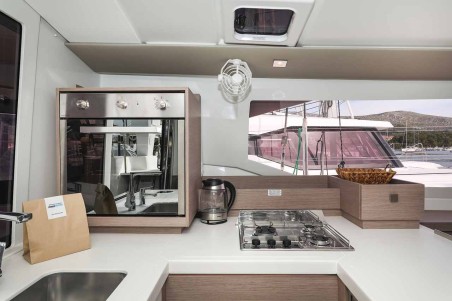 Fountaine Pajot Astrea 42 | Czarter jachtu Chorwacja | Travelboat
