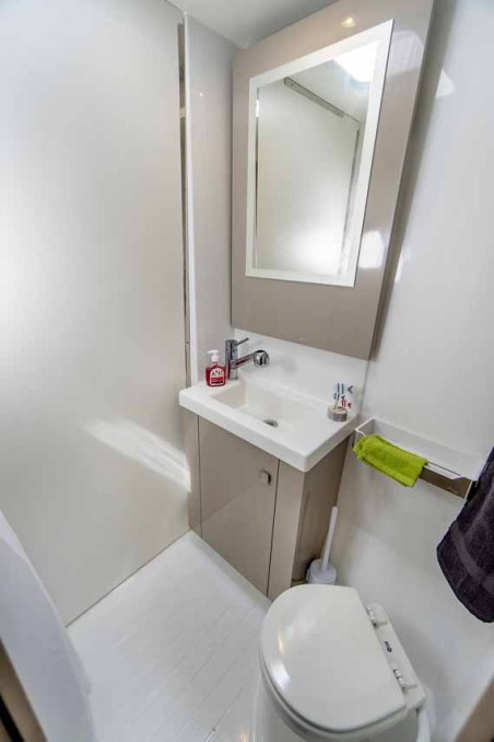 Fountaine Pajot Astrea 42 | Czarter jachtu Chorwacja | Travelboat
