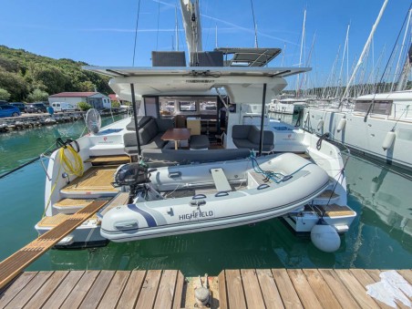 Fountaine Pajot FP 41 Quatuor 3 | Yacht Charter Croatia | Travelboat
