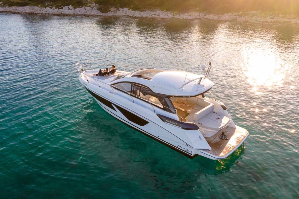 Bénéteau Gran Turismo 41 Star Trek