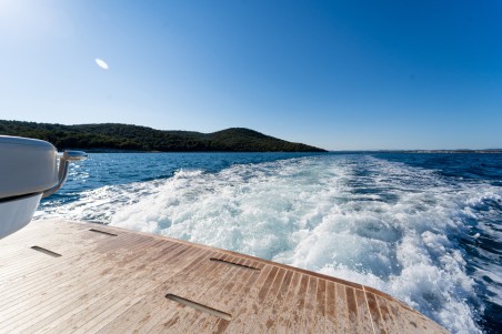 Bénéteau Gran Turismo 41 Star Trek