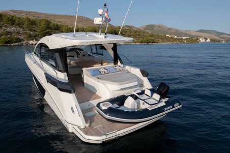 Bénéteau Gran Turismo 45 Holly Four