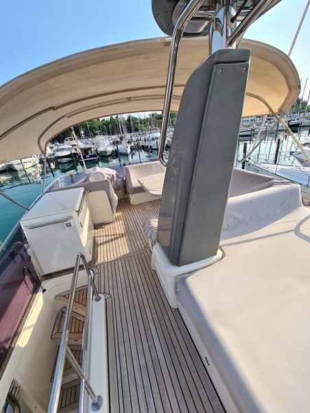 Greenline 48 Fly | Yacht Charter Slovenia | Travelboat