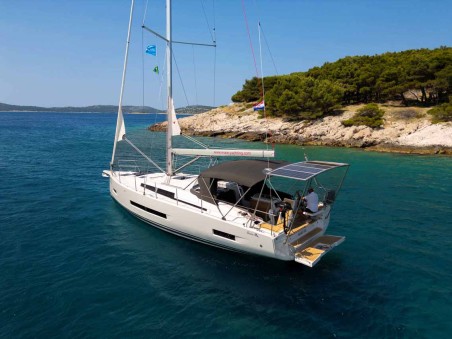 Hanse 410 | Czarter jachtu Chorwacja | Travelboat