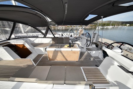 Jeanneau 54 | Yacht Charter Croatia | Travelboat