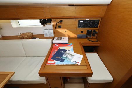 Jeanneau 54 | Yacht Charter Croatia | Travelboat
