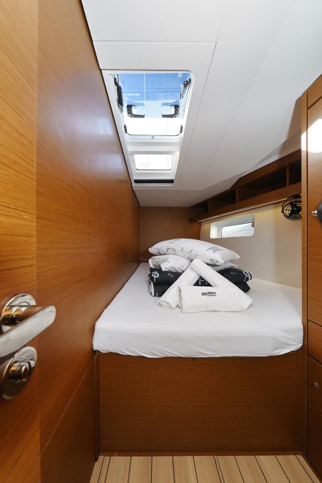 Jeanneau 54 | Yacht Charter Croatia | Travelboat