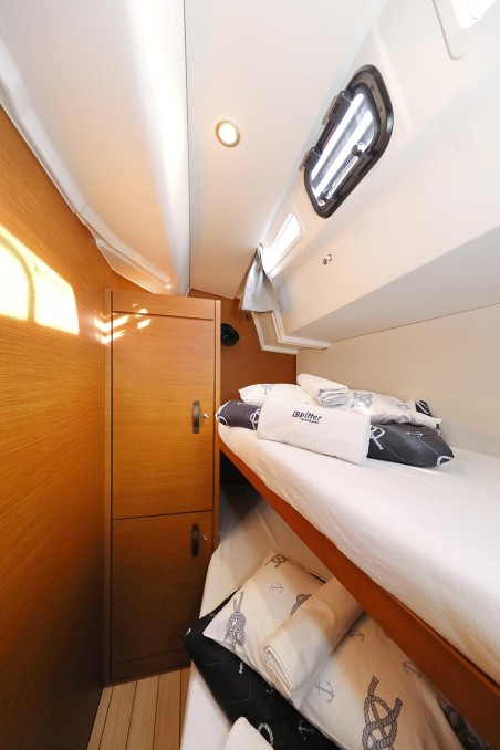 Jeanneau 54 | Yacht Charter Croatia | Travelboat