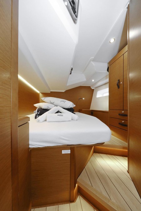 Jeanneau 54 | Yacht Charter Croatia | Travelboat