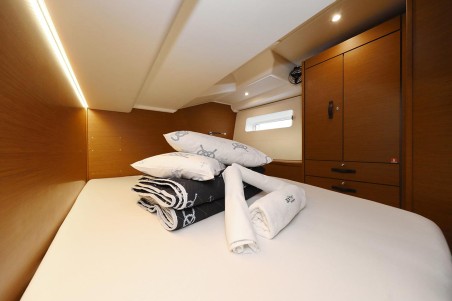 Jeanneau 54 | Yacht Charter Croatia | Travelboat