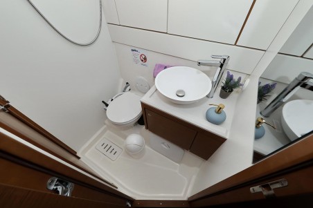 Jeanneau 54 | Yacht Charter Croatia | Travelboat