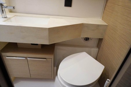 Lagoon-Bénéteau Lagoon 46 - 4 + 2 cab. Ghost Buster